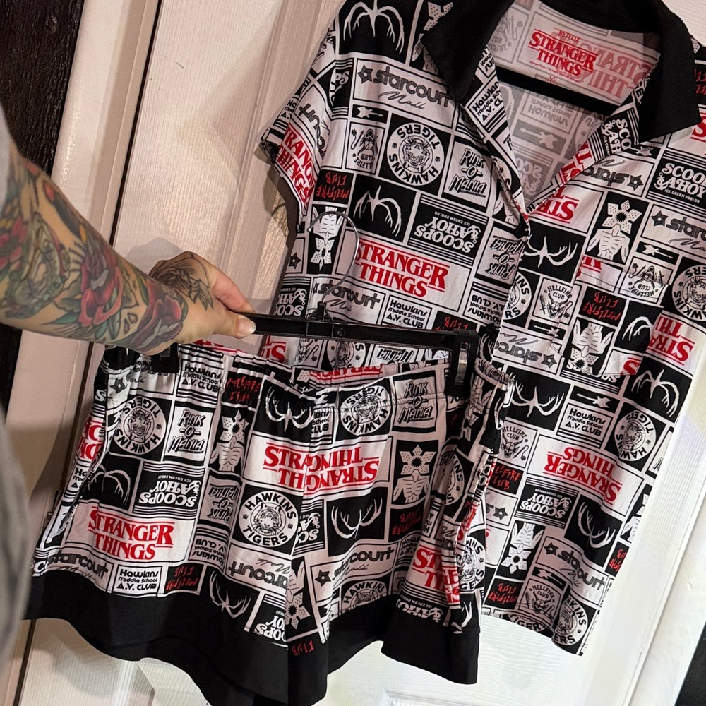 Netflix Stranger Things Logo Print Shirt and Skirt Set in Black, White & Red